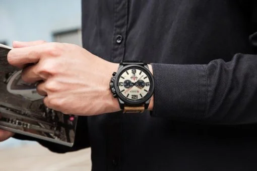 Relógio de Pulso Quartzo Multifuncional com Vidro HardLex, À Prova D' Água com Pulseira de Couro modelo CURREN Mens Sport Luxo - Imagem 6